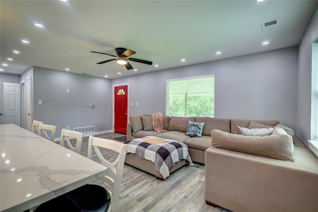 10065 Comanche Road Quinlan, TX 75474 - Photo 6 of 36