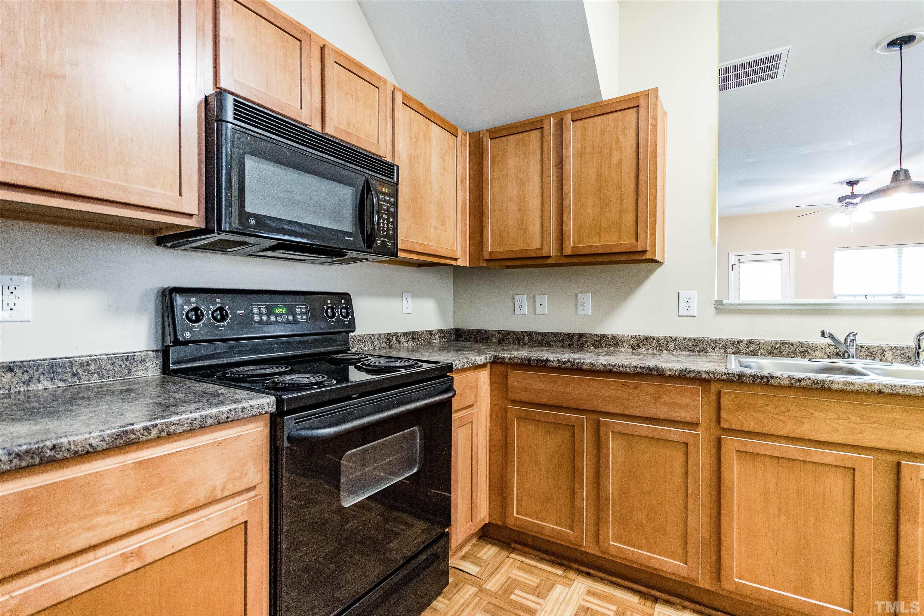 2139 Metacomet Way Raleigh, NC 27604 - Photo 6 of 17