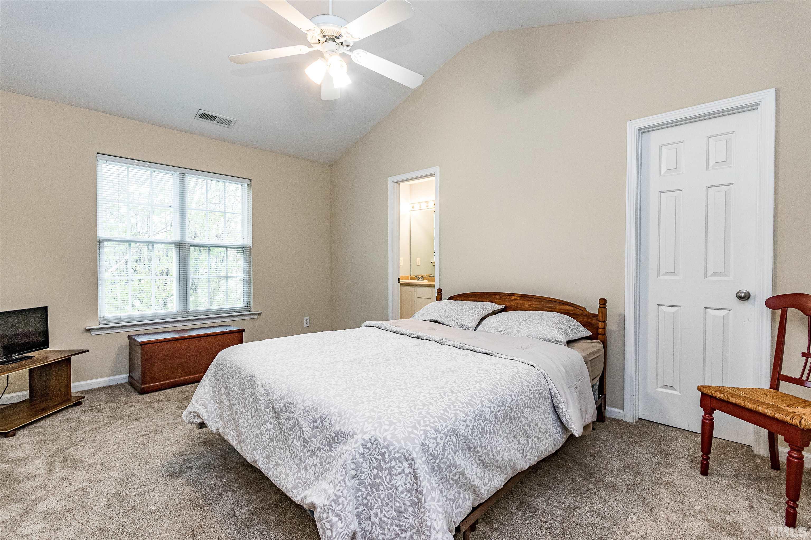 2139 Metacomet Way Raleigh, NC 27604 - Photo 8 of 17