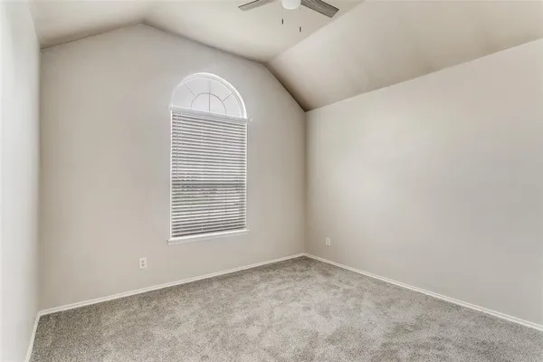 $450,000 | 9705 Hedge Bell Drive, McKinney, TX 75072