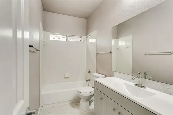 $450,000 | 9705 Hedge Bell Drive, McKinney, TX 75072