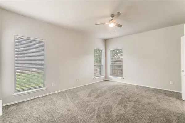 $450,000 | 9705 Hedge Bell Drive, McKinney, TX 75072