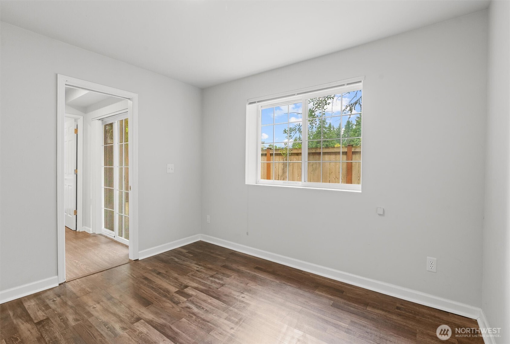 8629 240th Street Southwest, Unit B4 Edmonds, WA 98026 - Photo 14 of 22