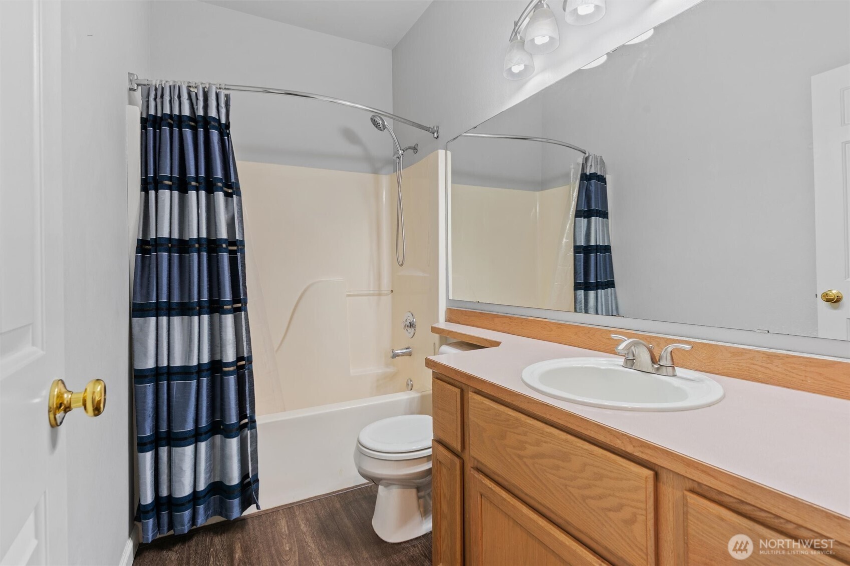 8629 240th Street Southwest, Unit B4 Edmonds, WA 98026 - Photo 15 of 22