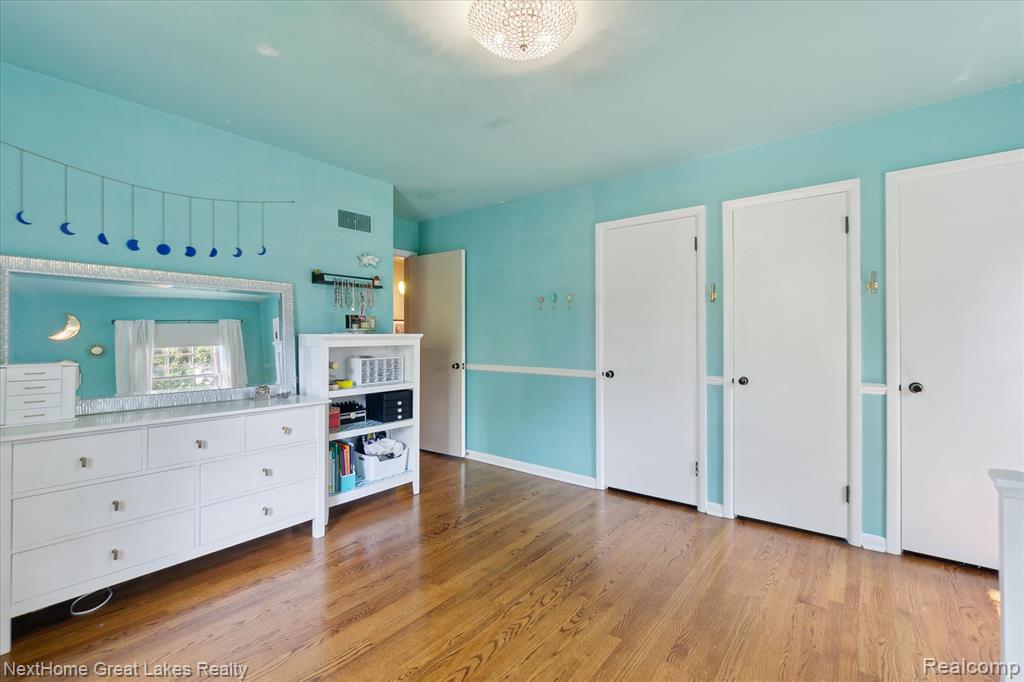 1831 Hampden Road Flint, MI 48503 - Photo 35 of 53
