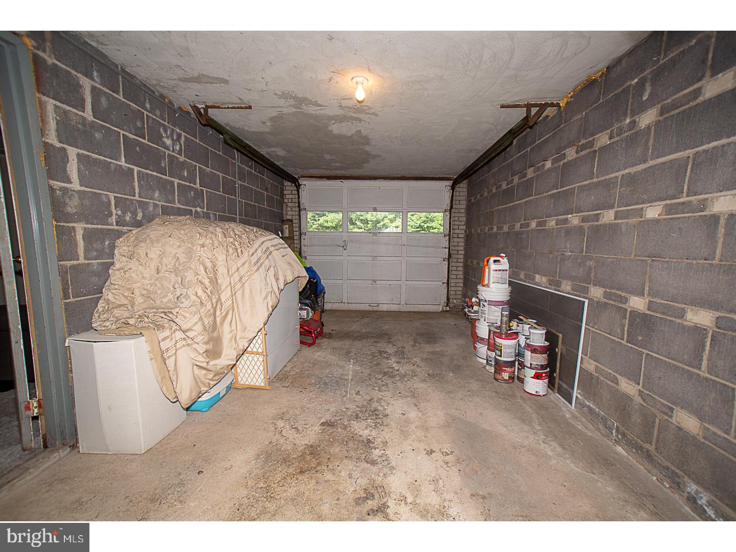 953 Mayberry Road Conshohocken, PA 19428 - Photo 19 of 25 Garage
