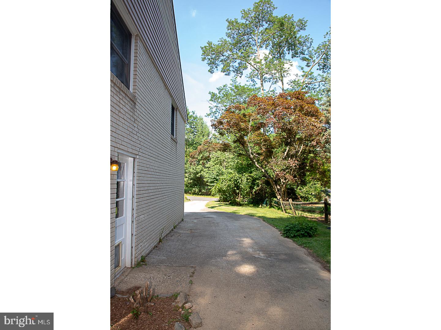 953 Mayberry Road Conshohocken, PA 19428 - Photo 23 of 25 Exterior Side