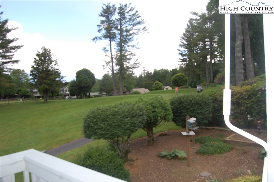 165 Rhododendron Loop Newland, NC 28657 - Photo 3 of 22 Gallery Image 3