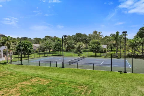 $4,450,000 | 11600 Northwest 8th Street, Plantation, FL 33325