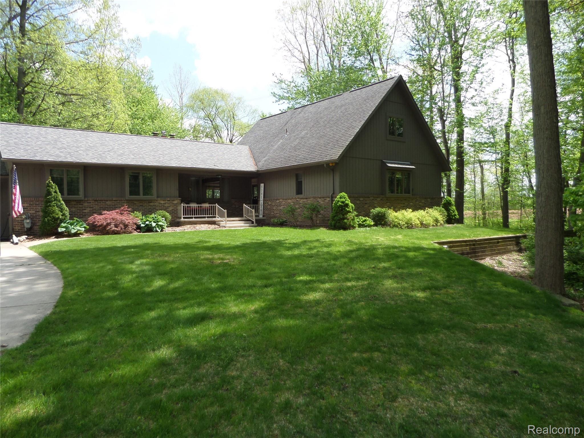 66040 Campground Road Washington, MI 48095 - Photo 2 of 53 SAM_2245.JPG