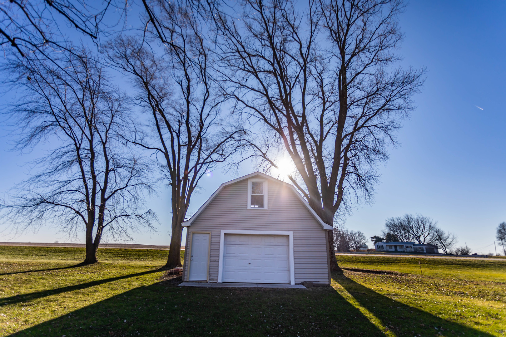 25955 South Tehle Road Elwood, IL 60421 - Photo 20 of 22 a view of a house with a yard in a back yard