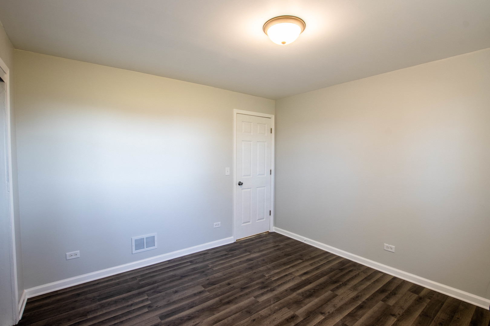 25955 South Tehle Road Elwood, IL 60421 - Photo 8 of 22 a view of an empty room with wooden floor