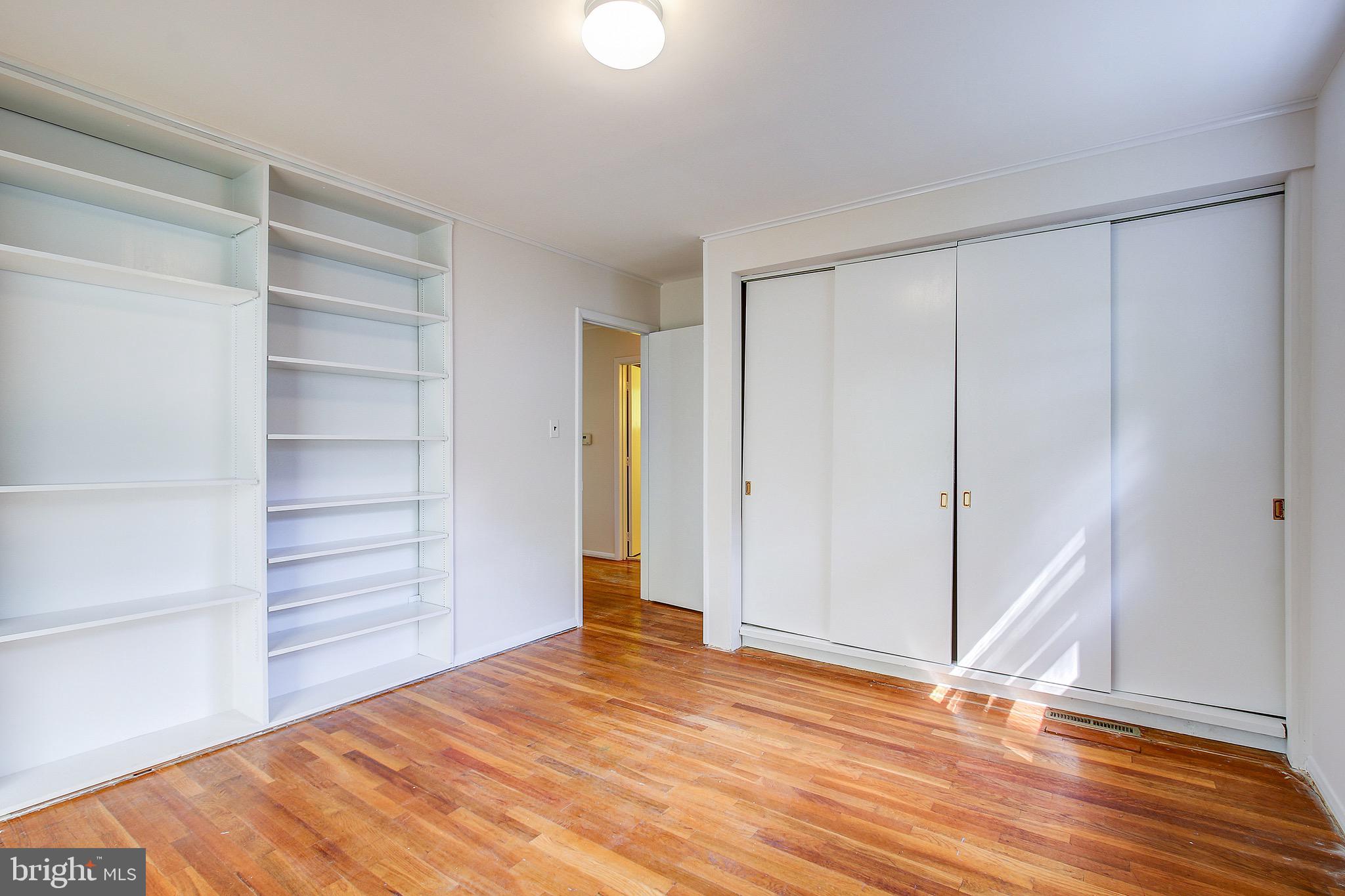 107 Rolling Road Gaithersburg, MD 20877 - Photo 10 of 33 Gallery Image 10