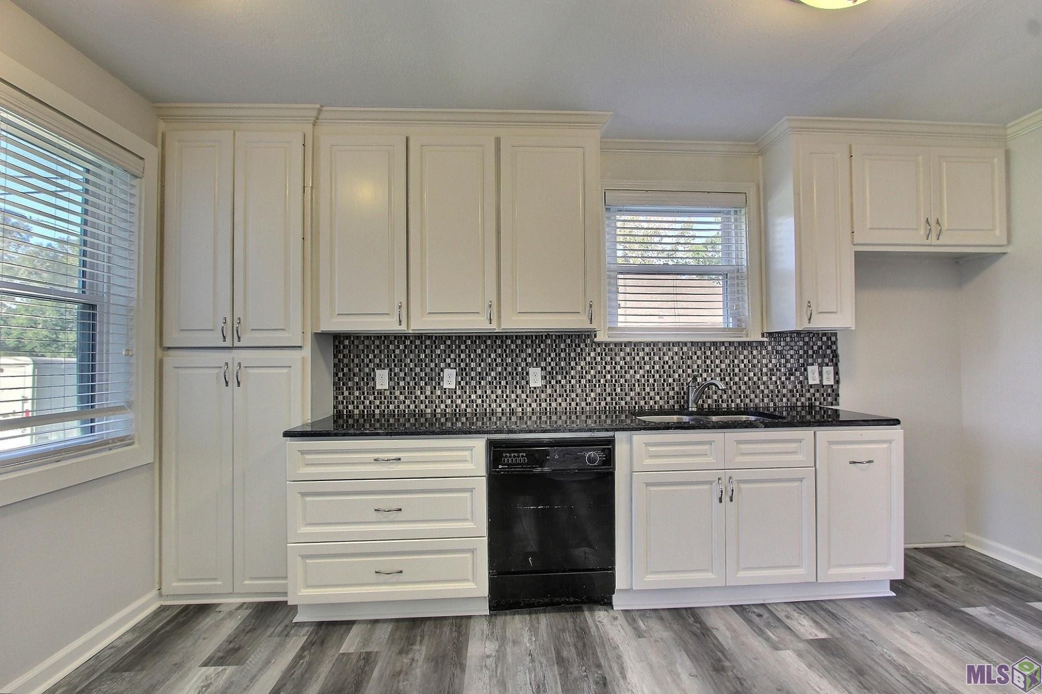 11096 Blackwater Road Baker, LA 70714 - Photo 5 of 20