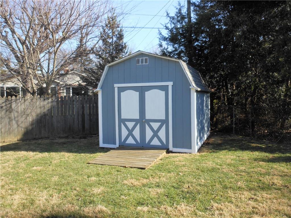 814 Park Road Anderson, IN 46011 - Photo 5 of 23 Gallery Image 5