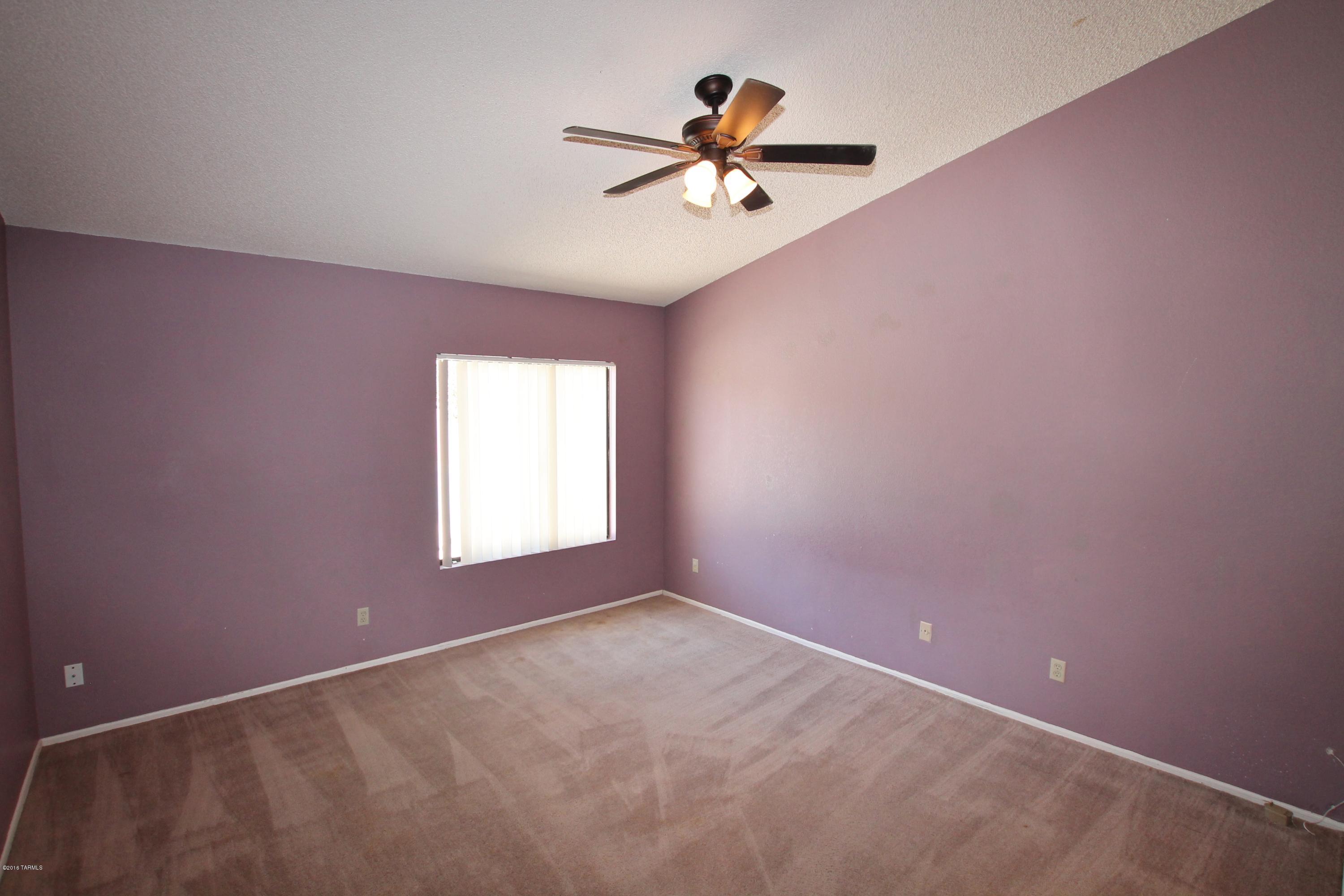 5202 West Nighthawk Way Tucson, AZ 85742 - Photo 9 of 24