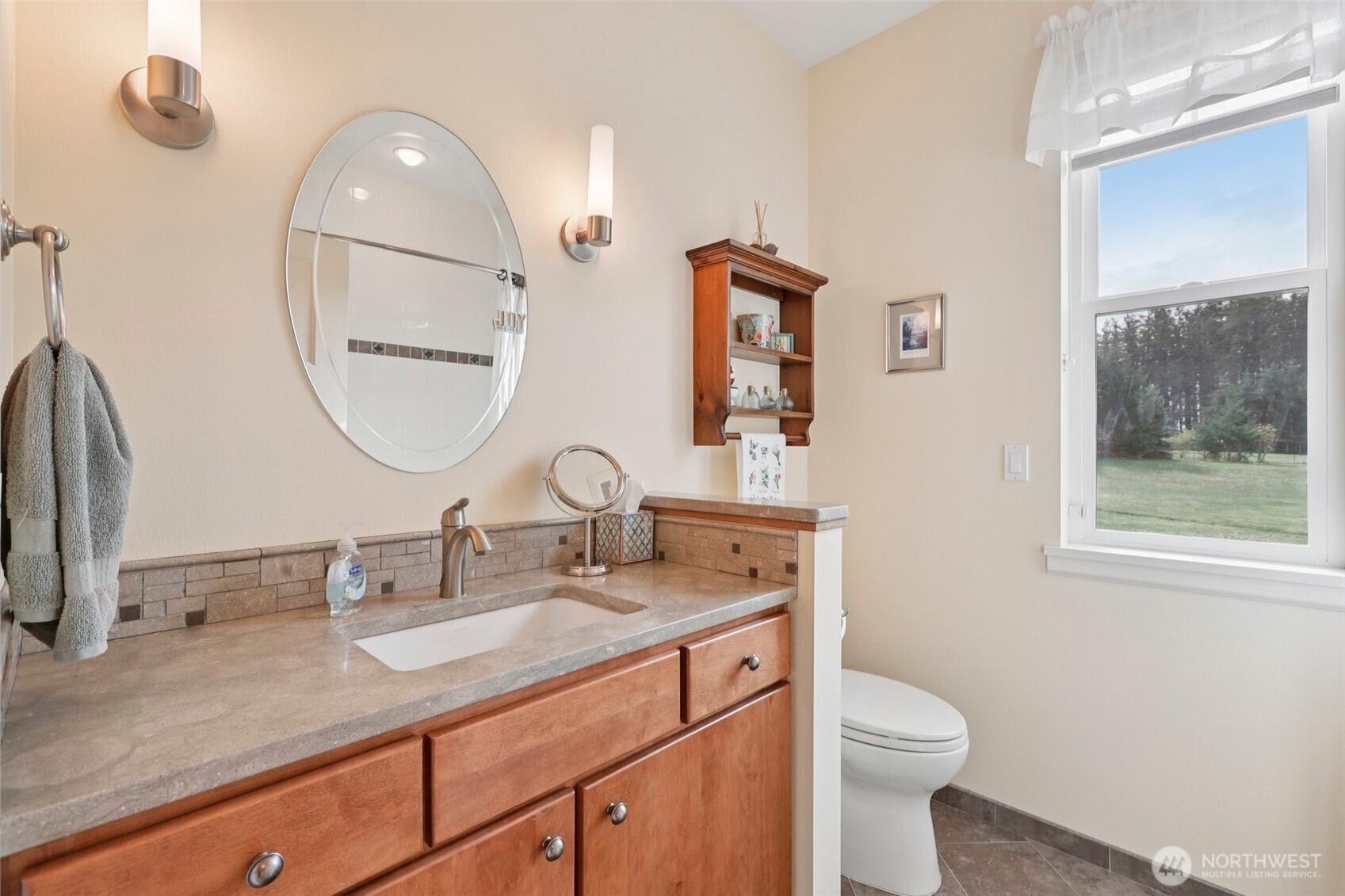 403 Russell Road Camano Island, WA 98282 - Photo 22 of 38 Gallery Image 22