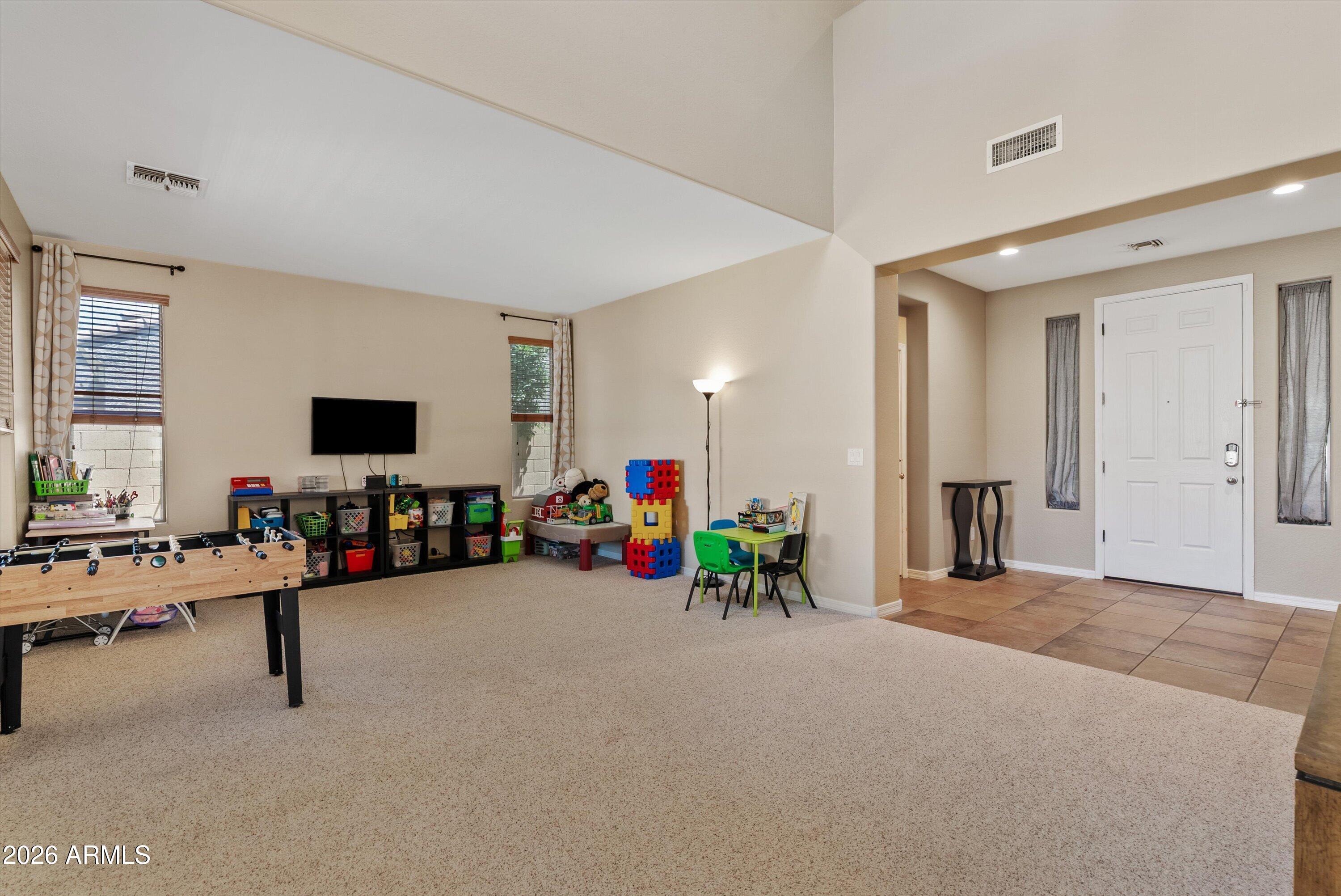 4430 East Blue Sage Road Gilbert, AZ 85297 - Photo 7 of 47 06-DSC02674