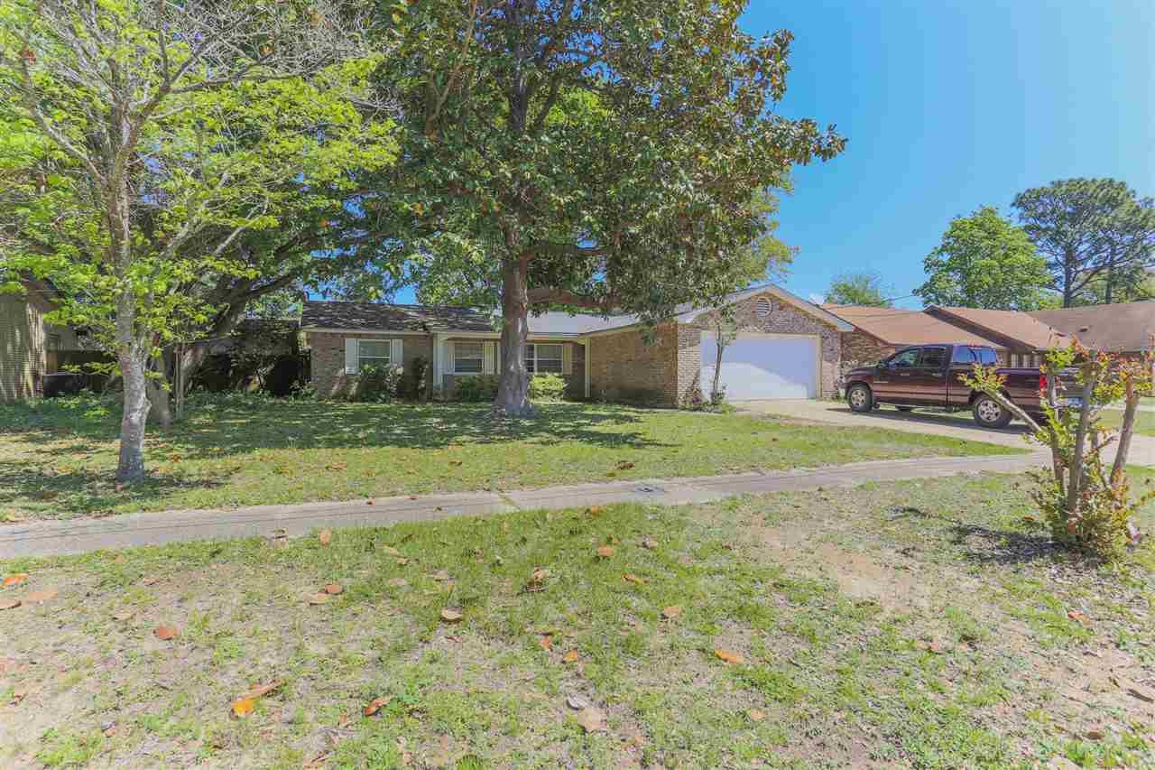4160 April Road Pensacola, FL 32504 - Photo 2 of 32