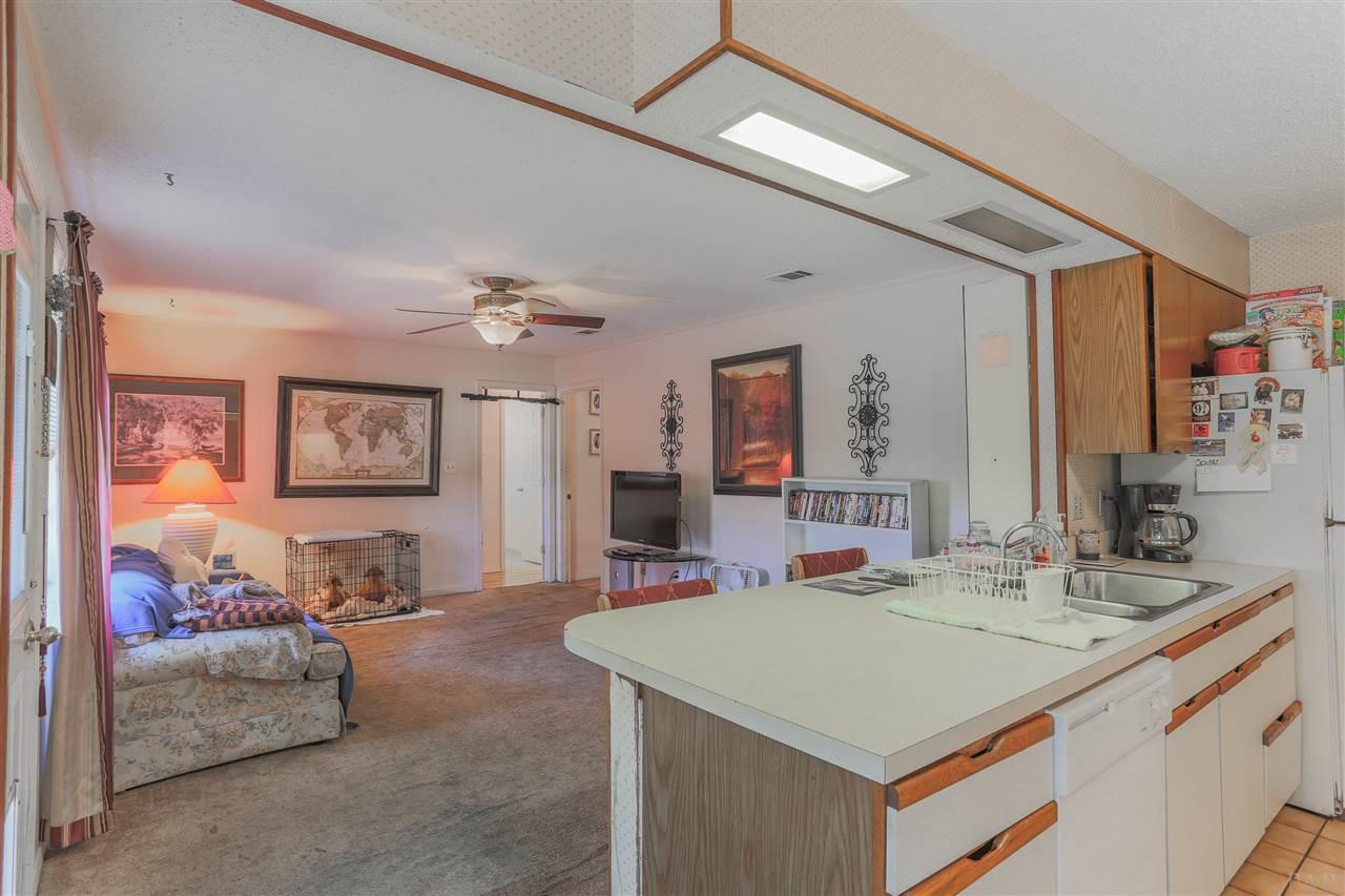4160 April Road Pensacola, FL 32504 - Photo 21 of 32