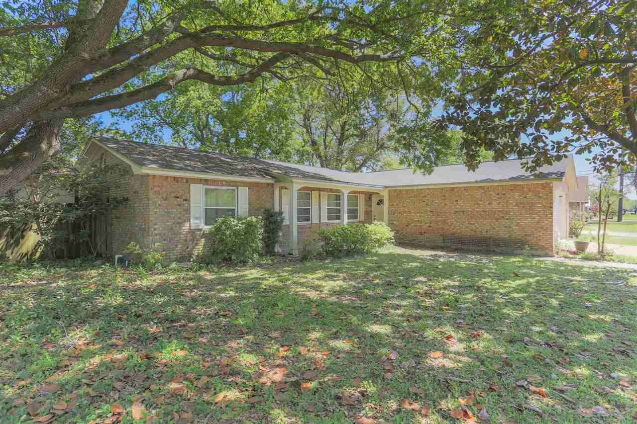 4160 April Road Pensacola, FL 32504 - Photo 4 of 32