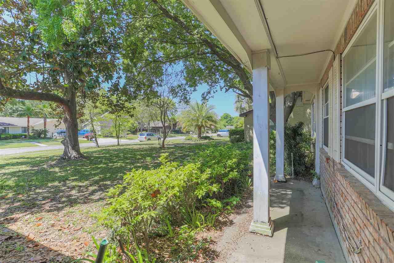 4160 April Road Pensacola, FL 32504 - Photo 7 of 32
