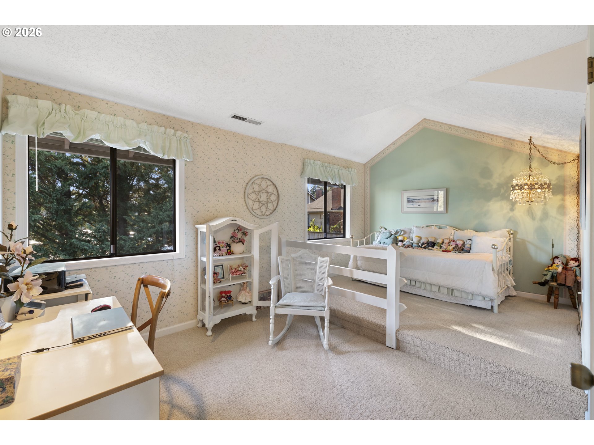 11340 Southwest Viewmount Court Tigard, OR 97223 - Photo 29 of 48