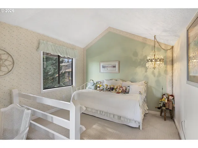 $595,000 | 11340 Southwest Viewmount Court, Tigard, OR 97223