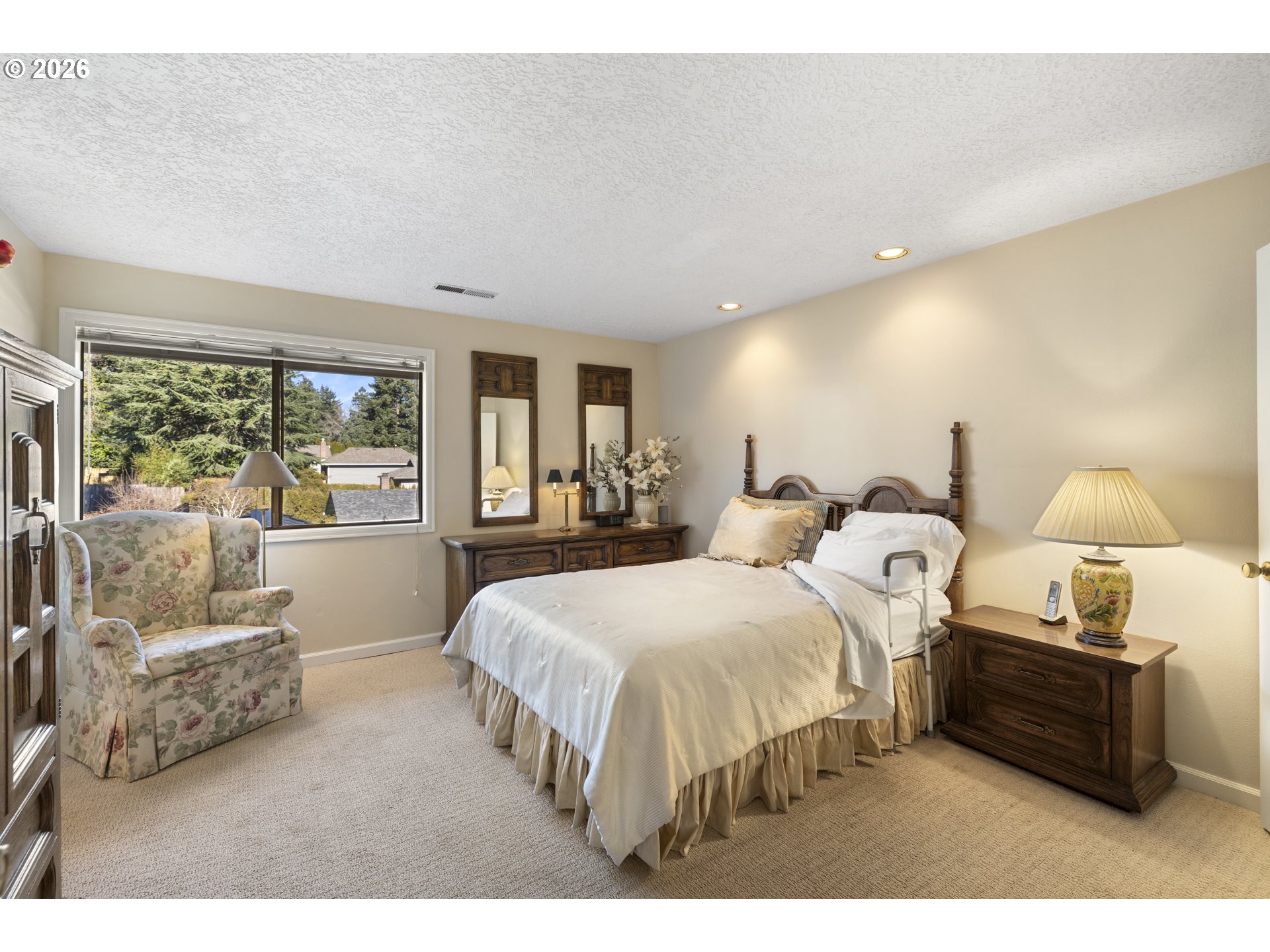 11340 Southwest Viewmount Court Tigard, OR 97223 - Photo 6 of 48