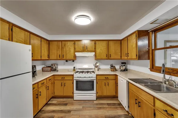 $245,000 | 156 Manor Road, Delmont, PA 15626