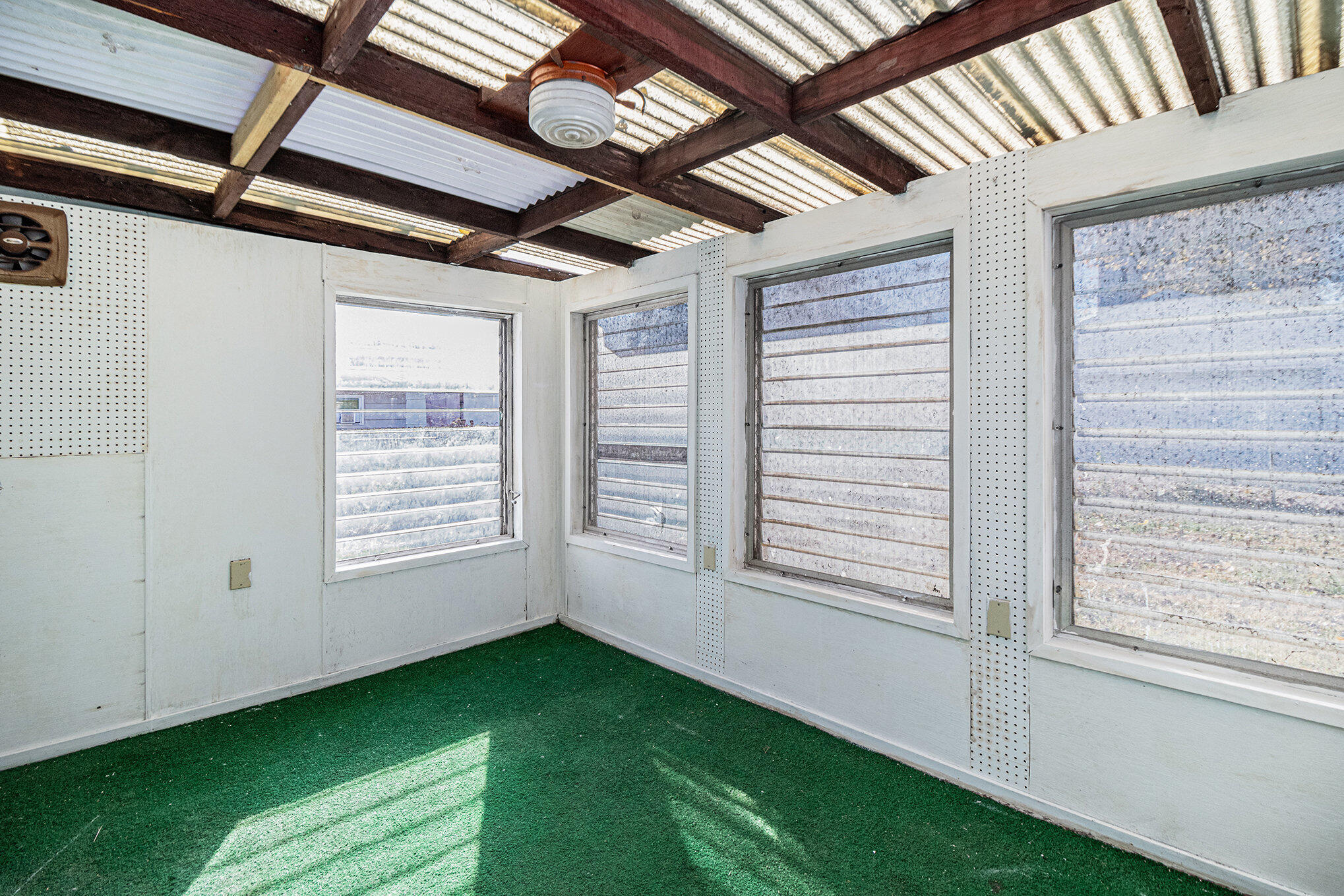 3336 175th Street Hammond, IN 46323 - Photo 9 of 14 a view of an empty room with a window