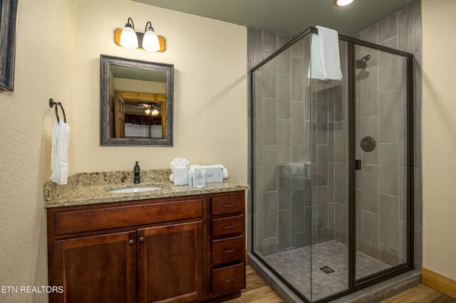 $1,374,000 | 1013 Potters Way, Gatlinburg, TN 37738