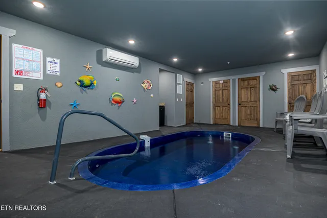 $1,374,000 | 1013 Potters Way, Gatlinburg, TN 37738