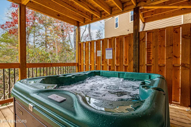 $1,374,000 | 1013 Potters Way, Gatlinburg, TN 37738