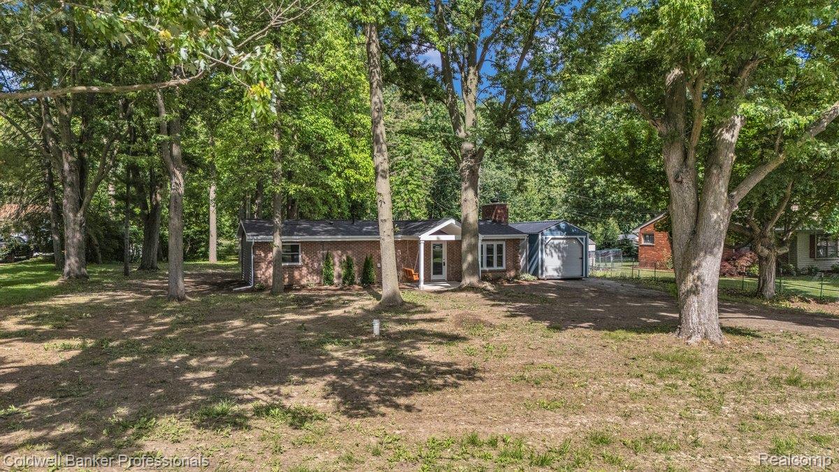76107 Van Dyke Road Romeo, MI 48065 - Photo 41 of 43 DJI_20260608102945_0830_D.jpg