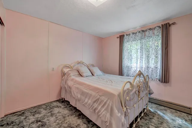 $289,000 | 420 East 3rd Street, Shoshone, ID 83352