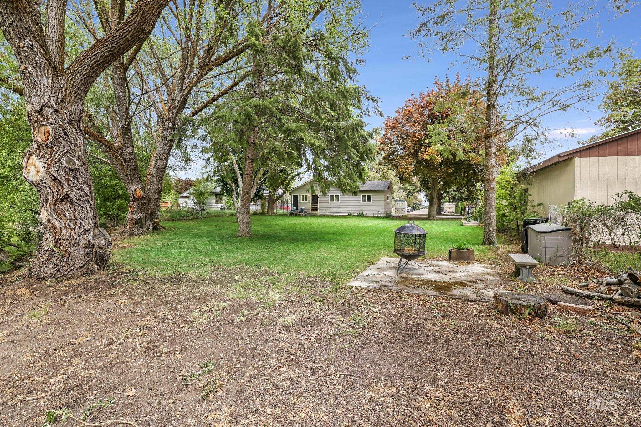 420 East 3rd Street Shoshone, ID 83352 - Photo 34 of 39