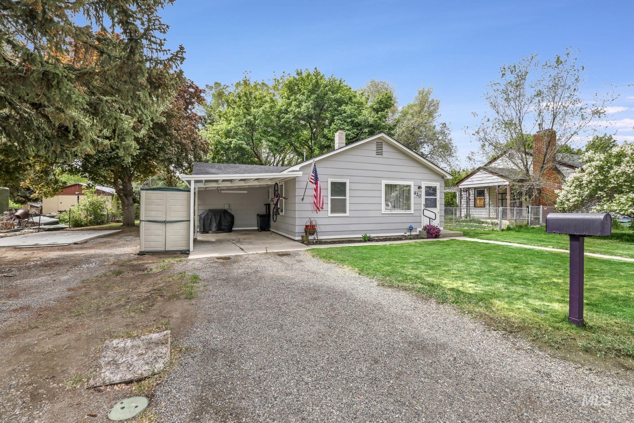 420 East 3rd Street Shoshone, ID 83352 - Photo 5 of 39