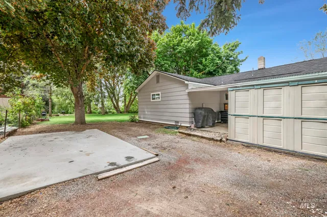 $289,000 | 420 East 3rd Street, Shoshone, ID 83352