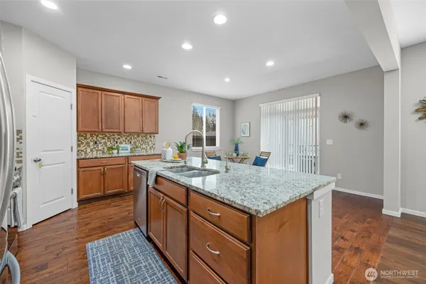 $889,950 | 3118 92nd Place Southeast, Everett, WA 98208