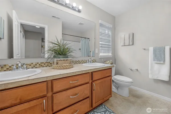 $889,950 | 3118 92nd Place Southeast, Everett, WA 98208