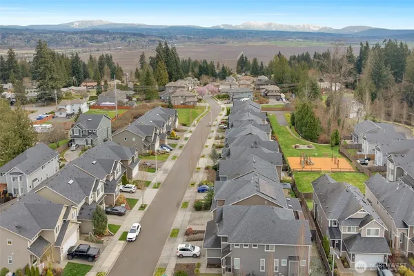 $889,950 | 3118 92nd Place Southeast, Everett, WA 98208