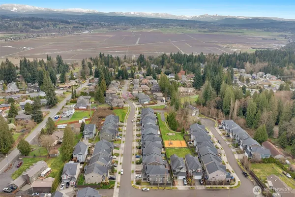 $889,950 | 3118 92nd Place Southeast, Everett, WA 98208