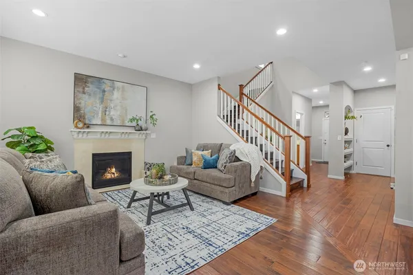 $889,950 | 3118 92nd Place Southeast, Everett, WA 98208