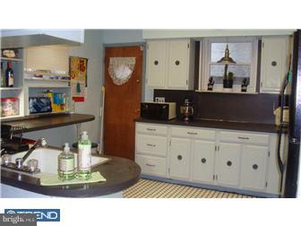 730 West Ritner Street Philadelphia, PA 19148 - Photo 4 of 10 Kitchen