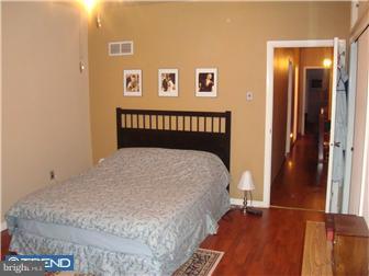 730 West Ritner Street Philadelphia, PA 19148 - Photo 5 of 10 Bedroom - Main