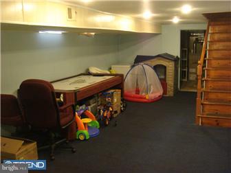 730 West Ritner Street Philadelphia, PA 19148 - Photo 10 of 10 Basement - Finished