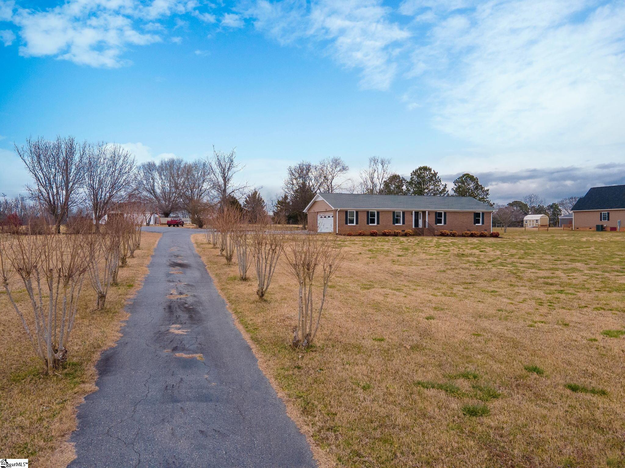 5008 West Wind Way Anderson, SC 29626 - Photo 2 of 35 Gallery Image 2