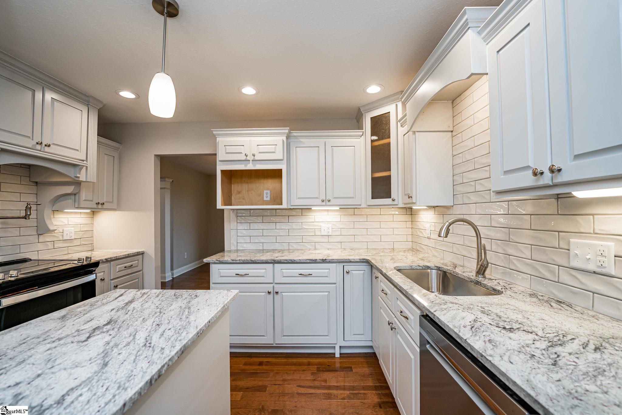 5008 West Wind Way Anderson, SC 29626 - Photo 10 of 35 Gallery Image 10