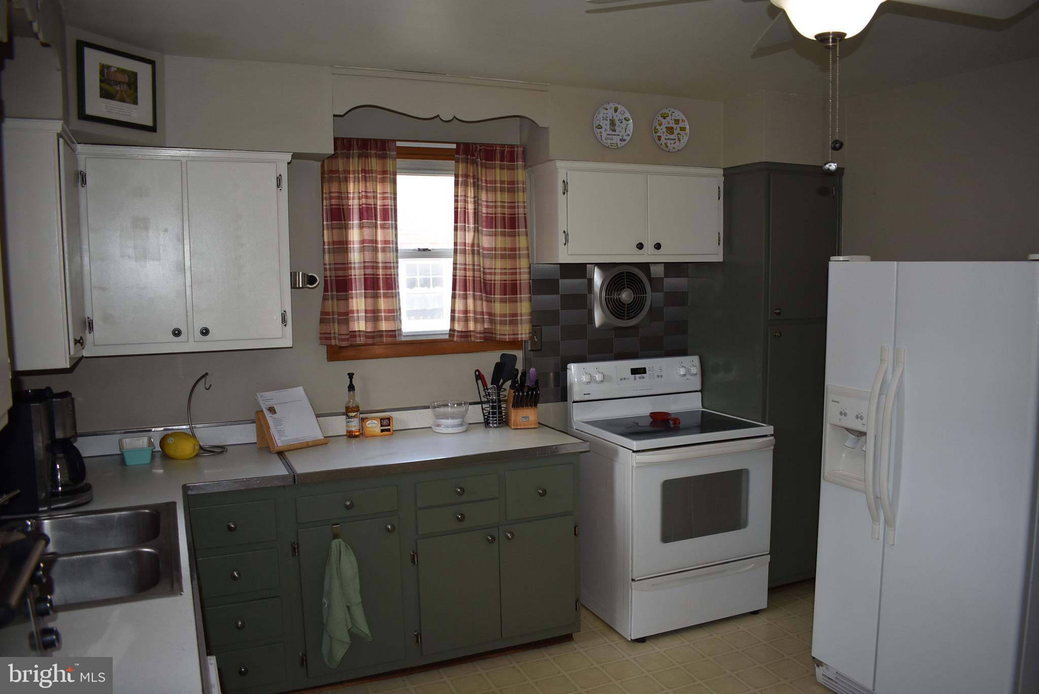 7024 Dunhill Road Baltimore, MD 21222 - Photo 24 of 27